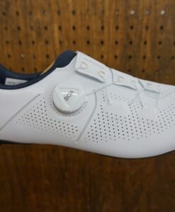 SHIMANO　RC3（SH-RC302) ホワイト　サイズ42 (ワイド幅)